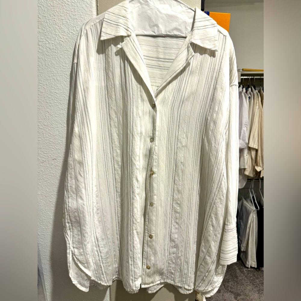 H&M white shirt with black stipe
